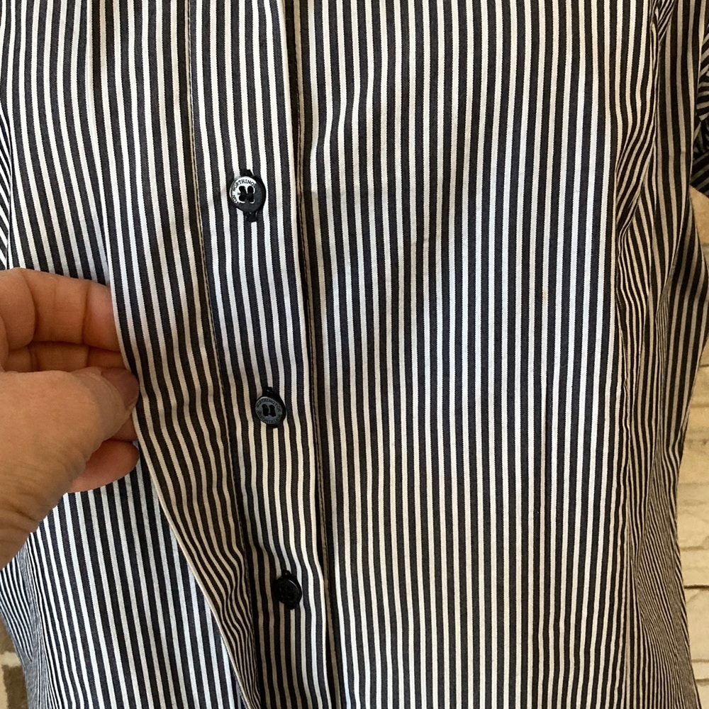 Blouse - Picture 2 of 5